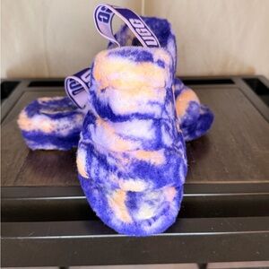 UGG Kids Fluff-4- Purple and Orange Tie-Dye (sizing tag worn out) see picture
